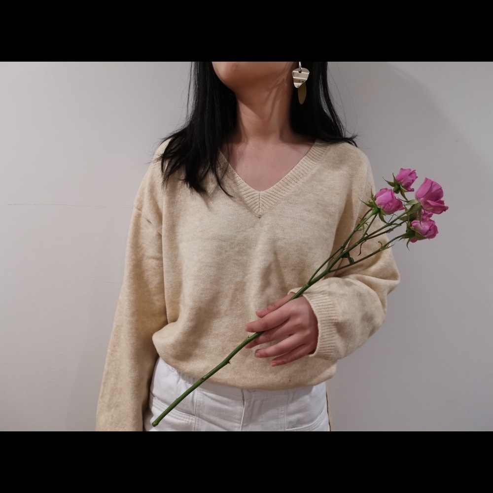 Sweater - Picture 2 of 8